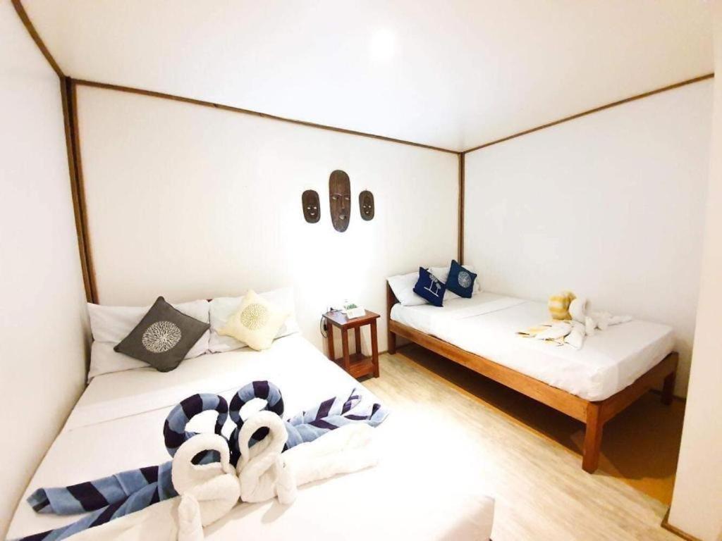 Keira Backpackers Hotel El Nido Exterior photo